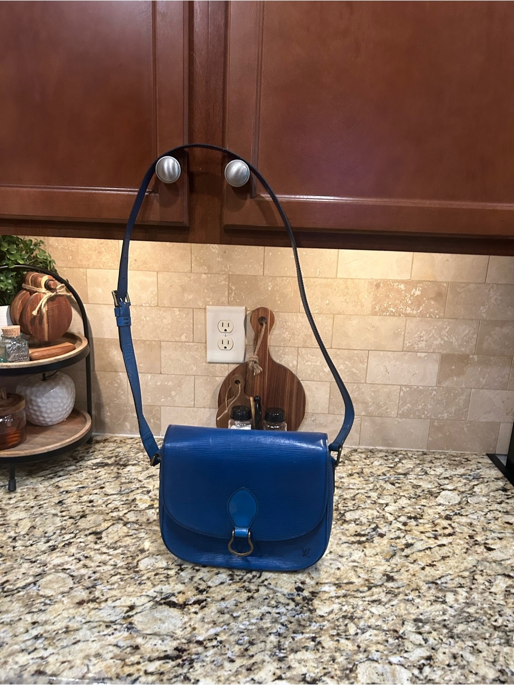 Louis Vuitton Saint Cloud gm Epi Blue Leather with coa